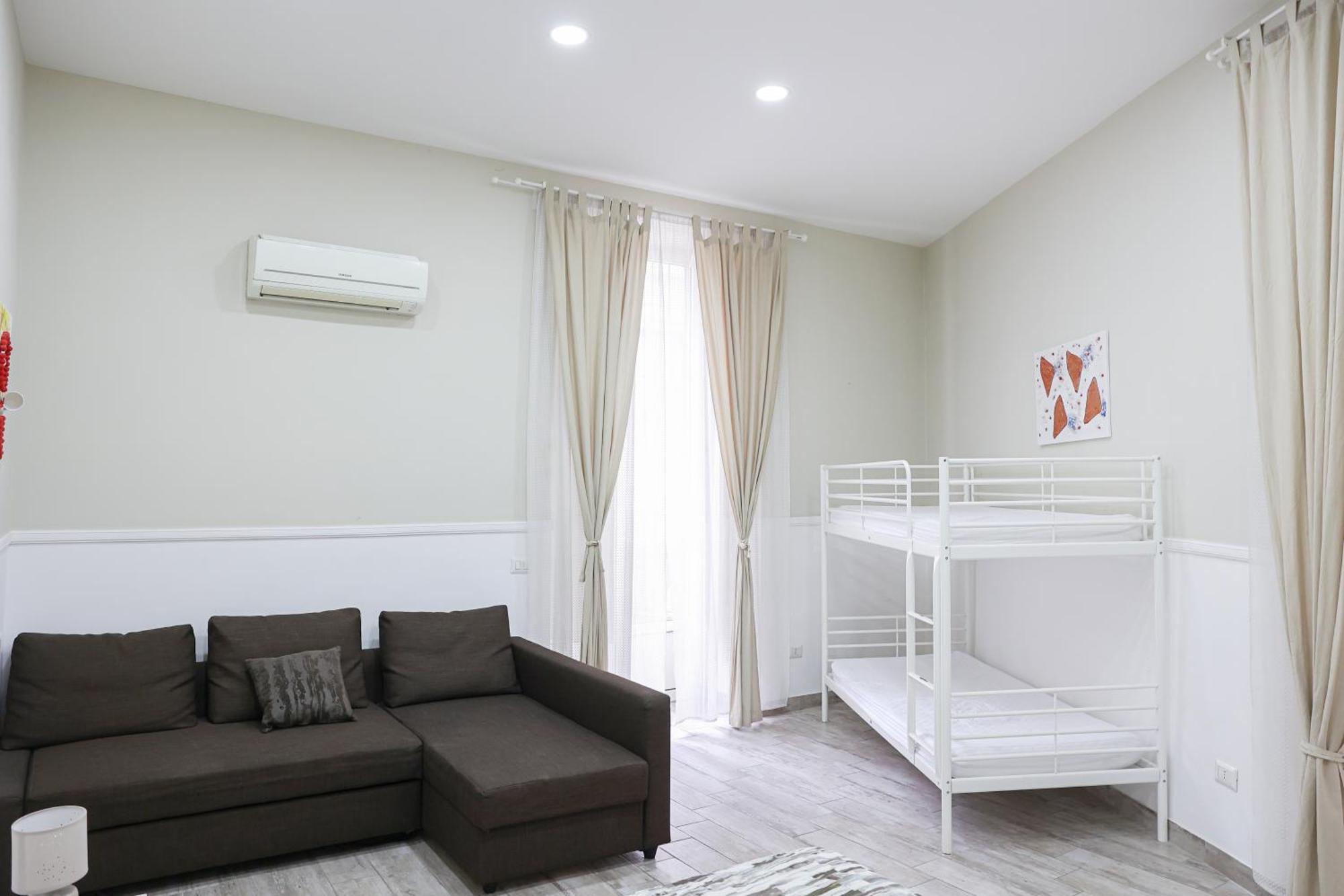 Concept B&B เนเปิลส์ ภายนอก รูปภาพ