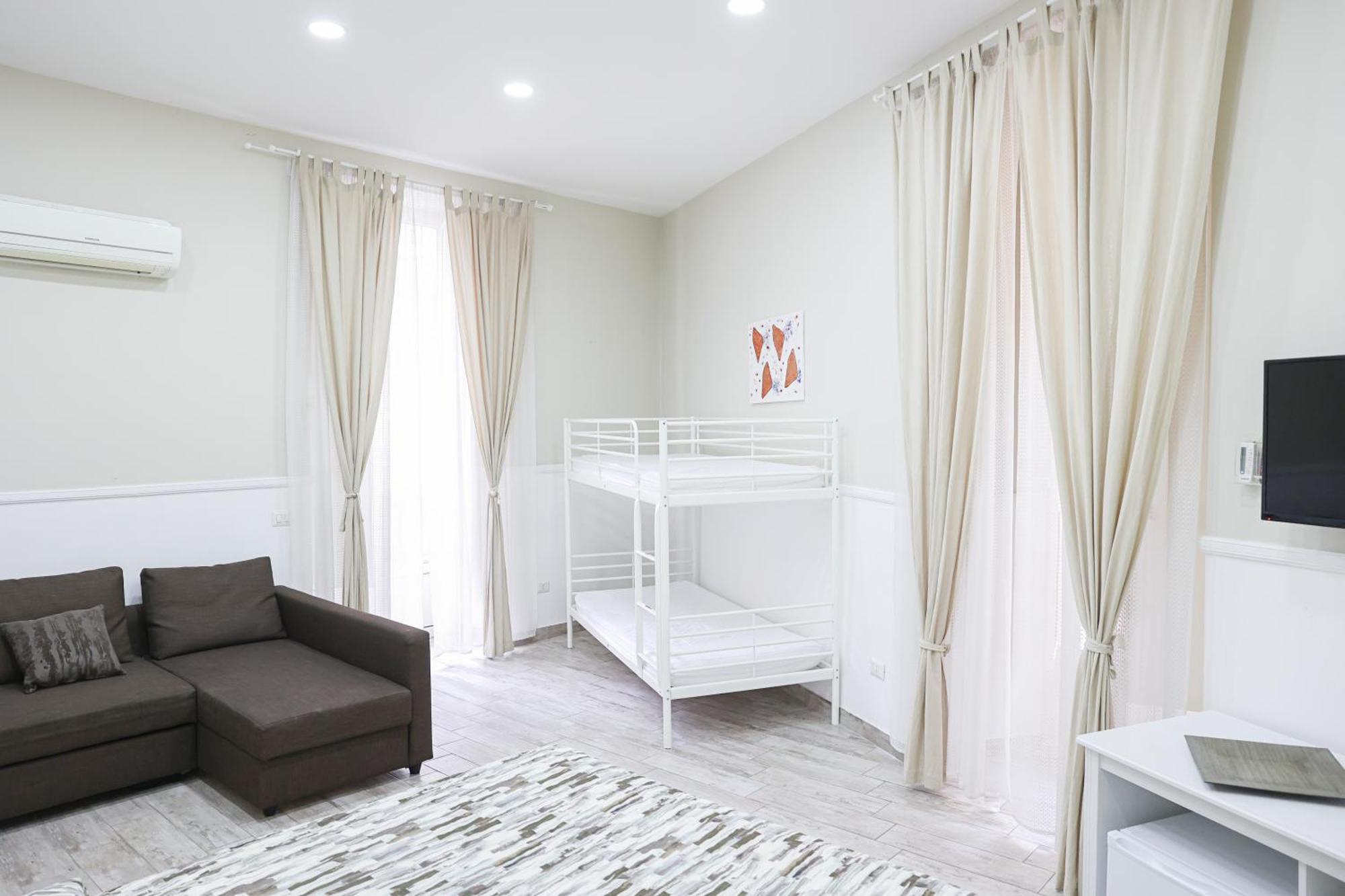 Concept B&B เนเปิลส์ ภายนอก รูปภาพ